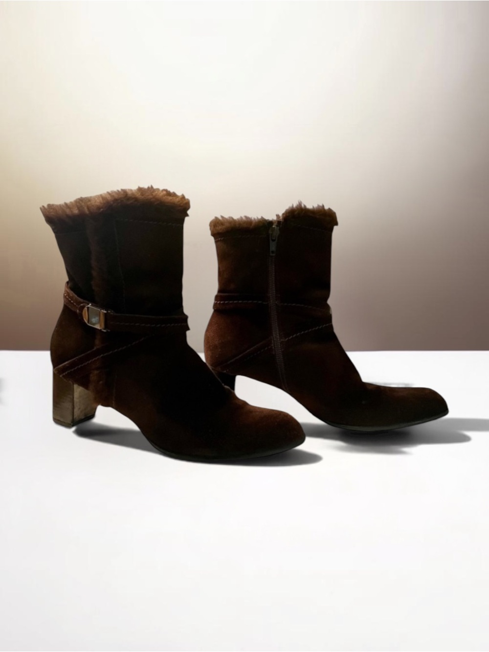 STUART WEITZMAN BROWN ZIP UP BOOTIES SIZE 6